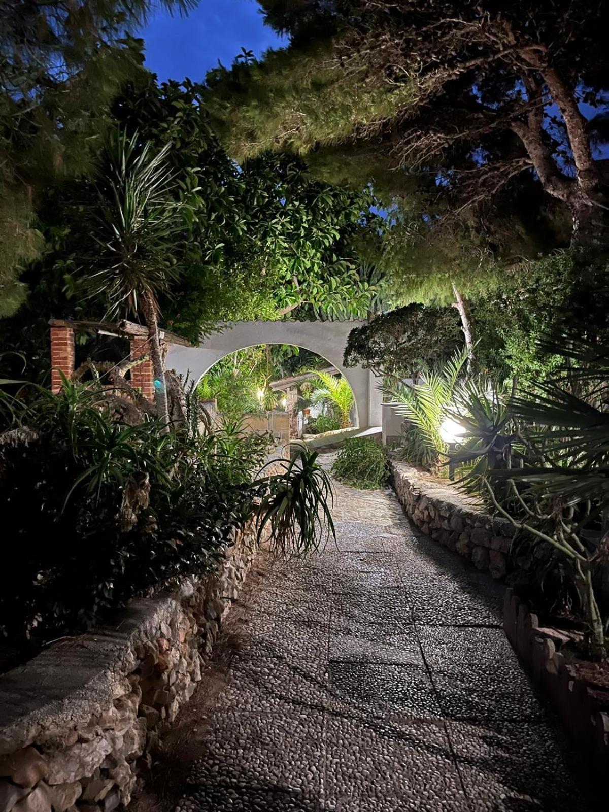 فيلا Il Giardino Della Falena فافينانا المظهر الخارجي الصورة